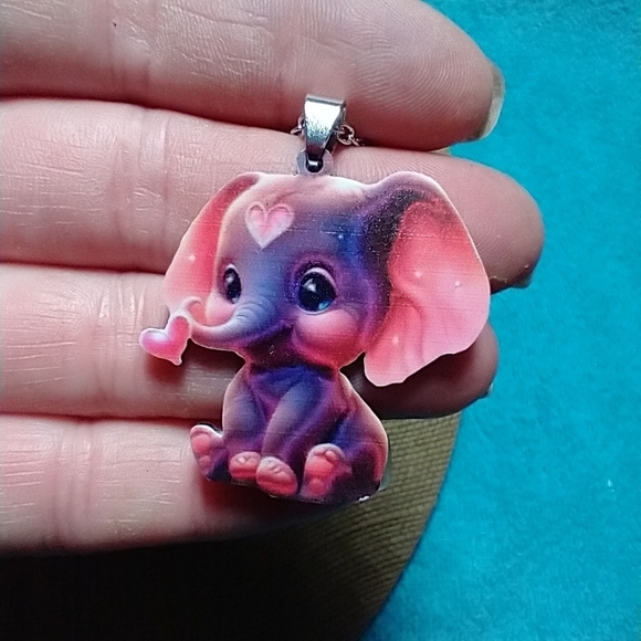 Cute Pink purple baby heart Elephant Pendant chain Necklace - Picture 1 of 3